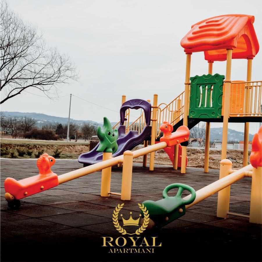 Apartman Royal 2 โดโบย ภายนอก รูปภาพ