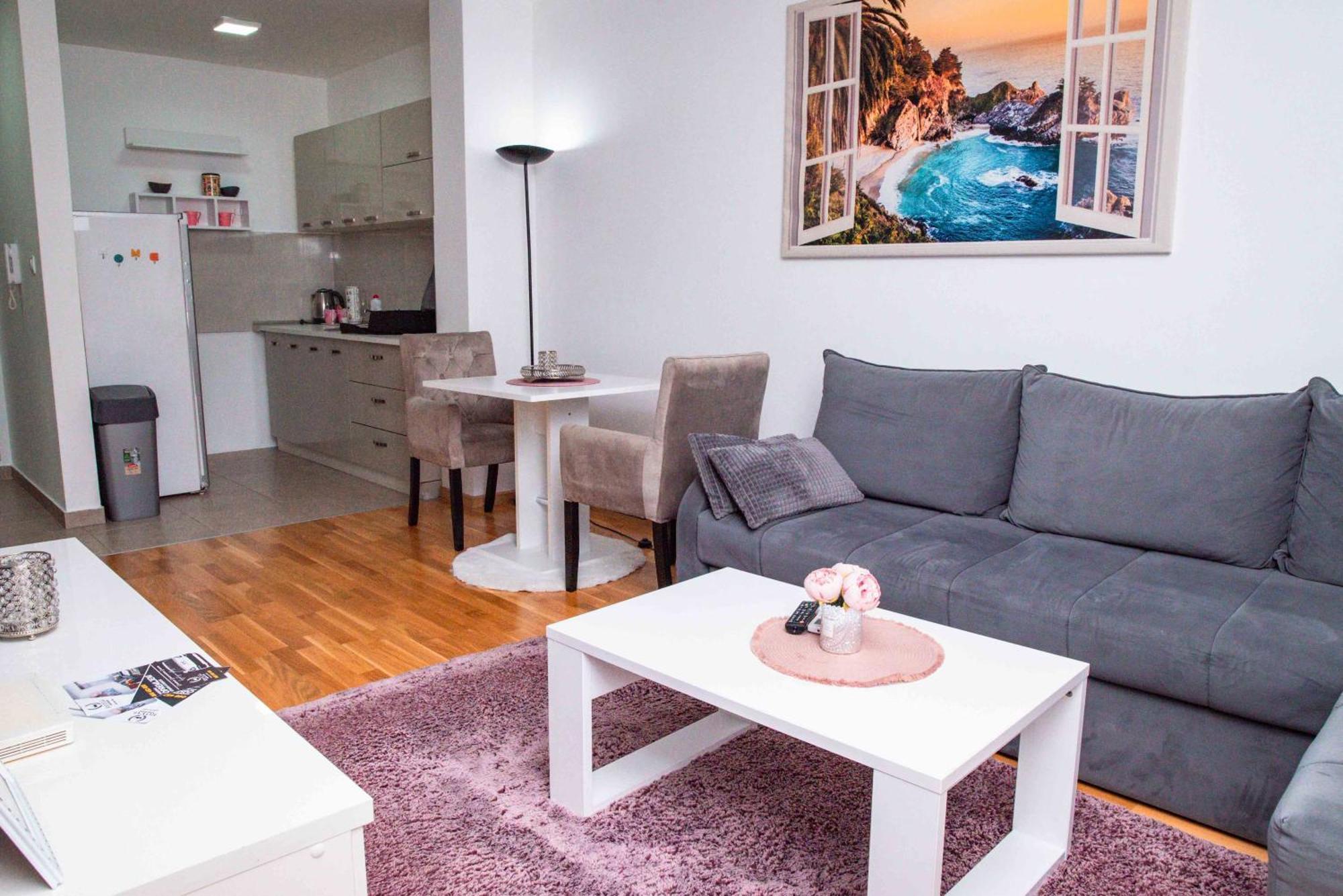 Apartman Royal 2 โดโบย ภายนอก รูปภาพ